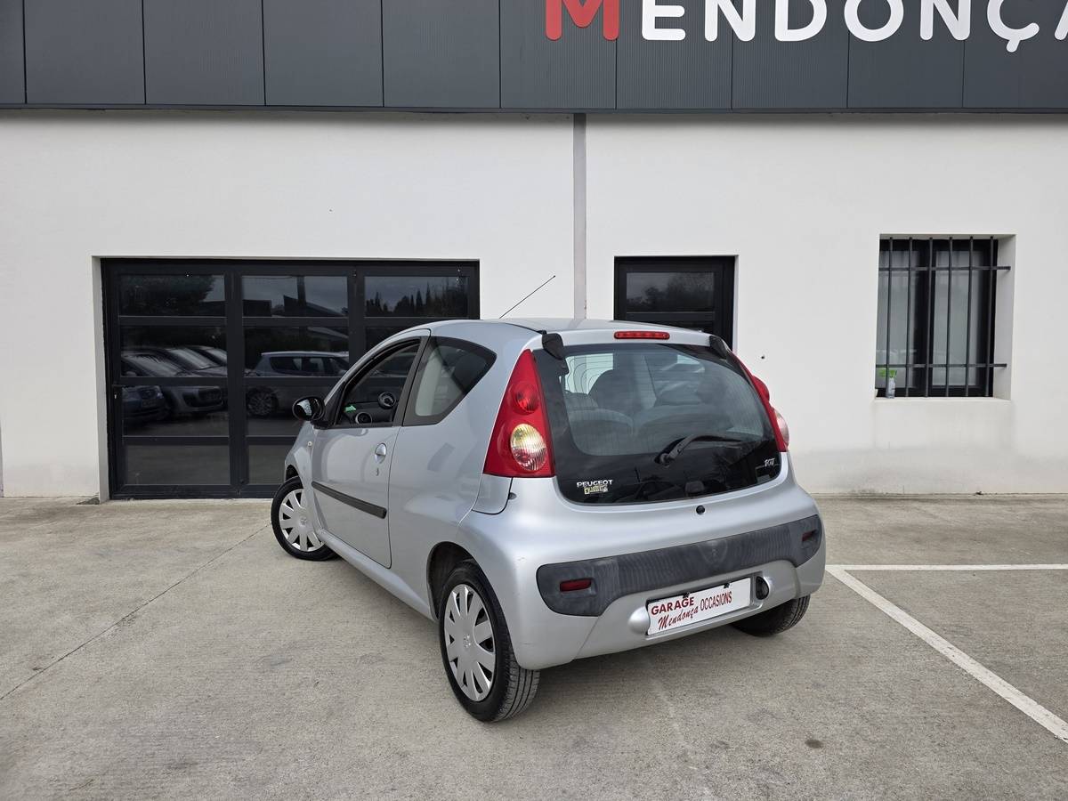 Peugeot 107 2007 — photo 3 sur 6